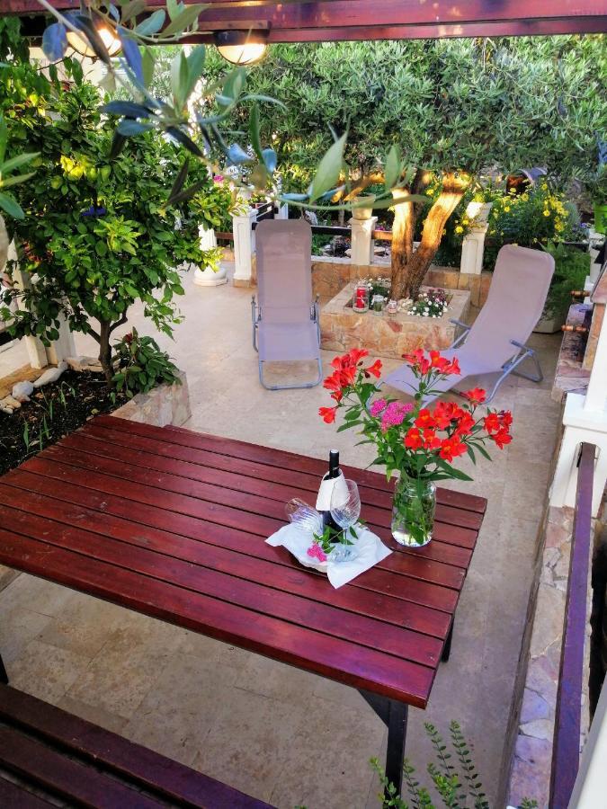 T&D Apartmani Pula Exteriér fotografie