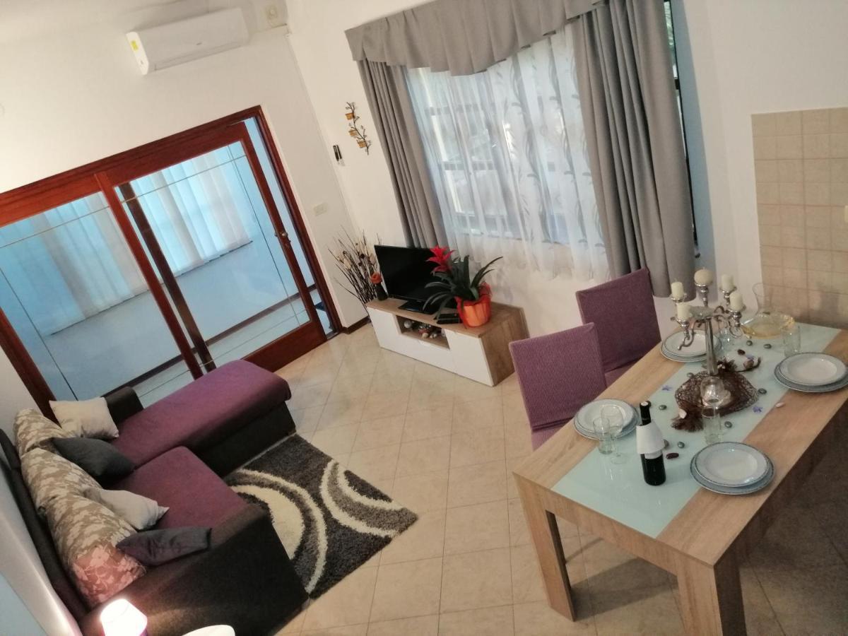 T&D Apartmani Pula Exteriér fotografie
