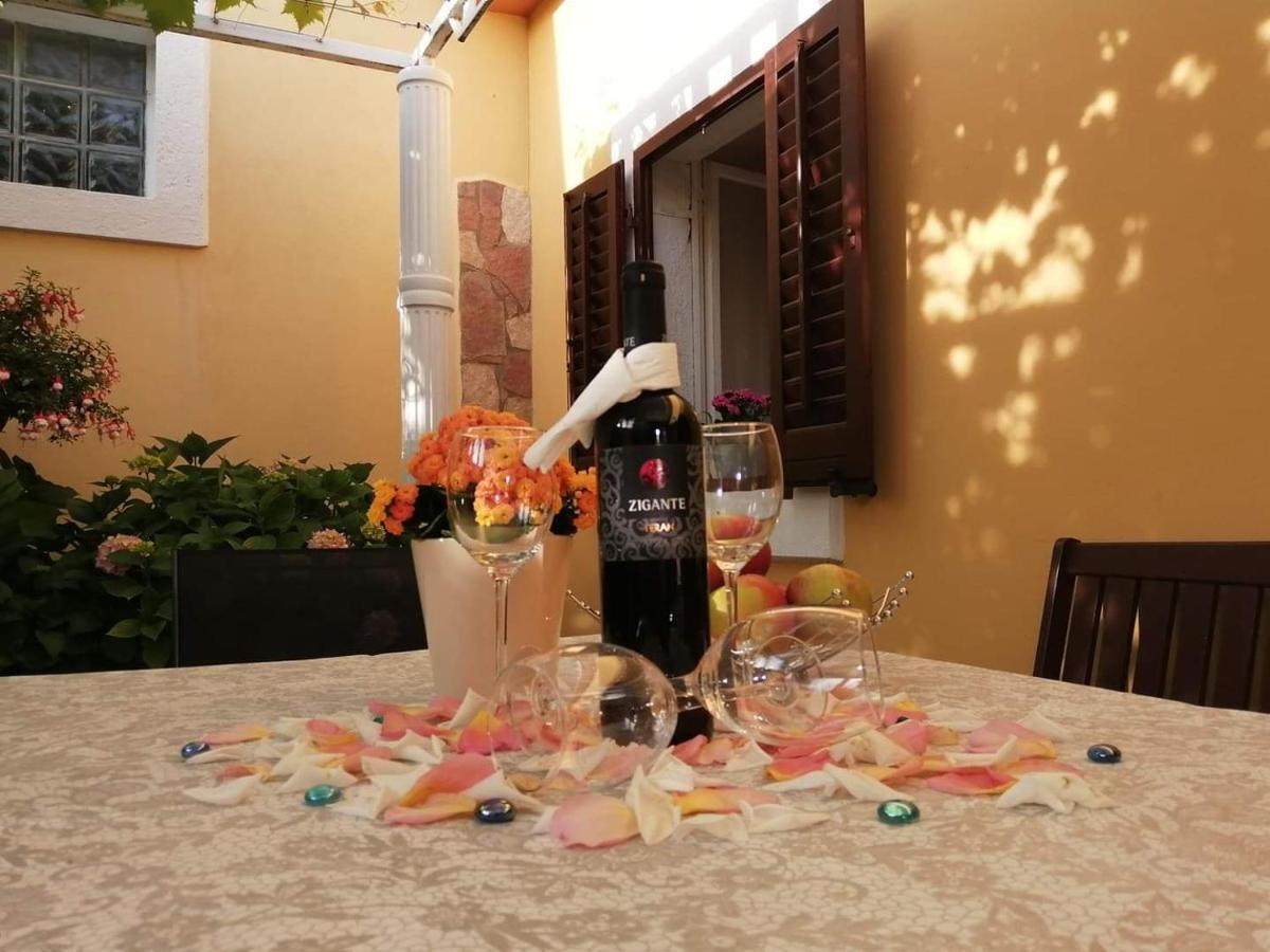 T&D Apartmani Pula Exteriér fotografie