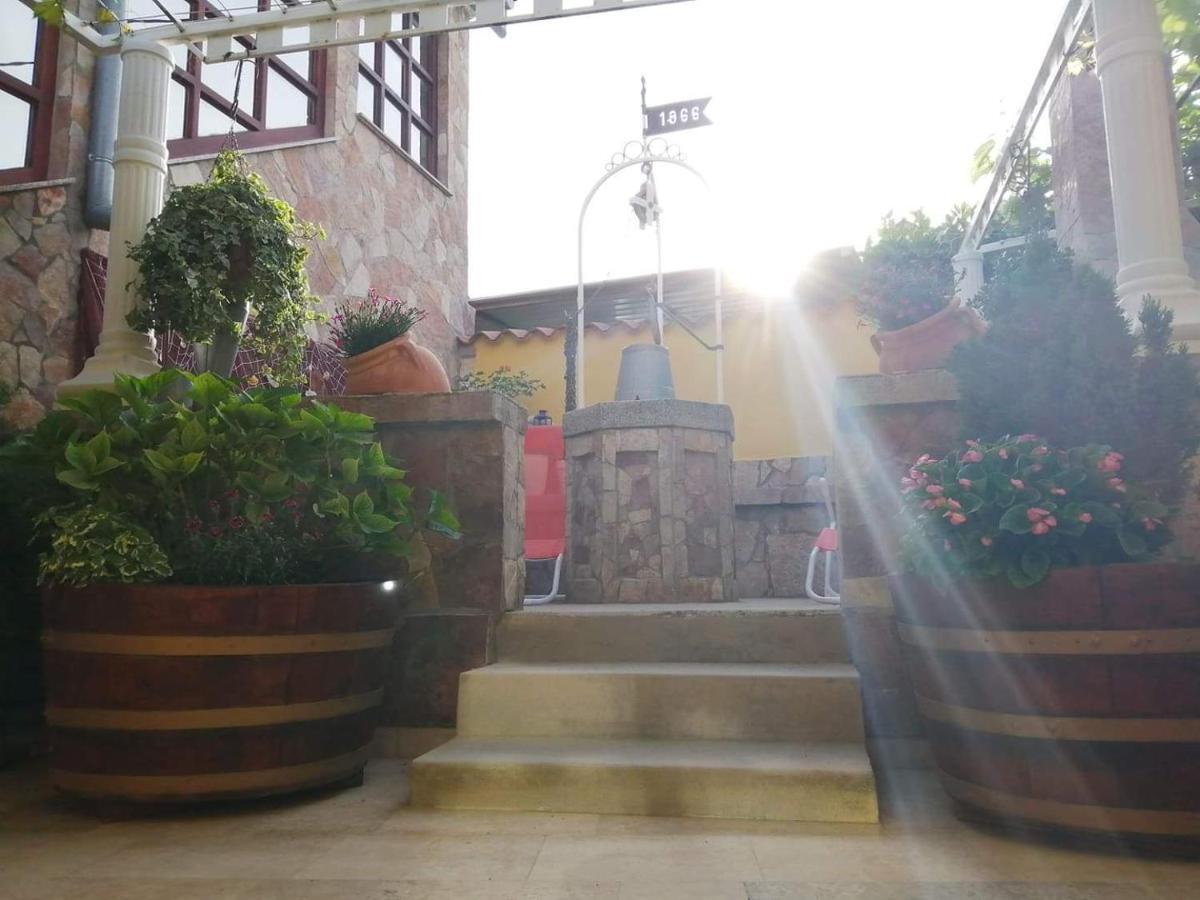 T&D Apartmani Pula Exteriér fotografie