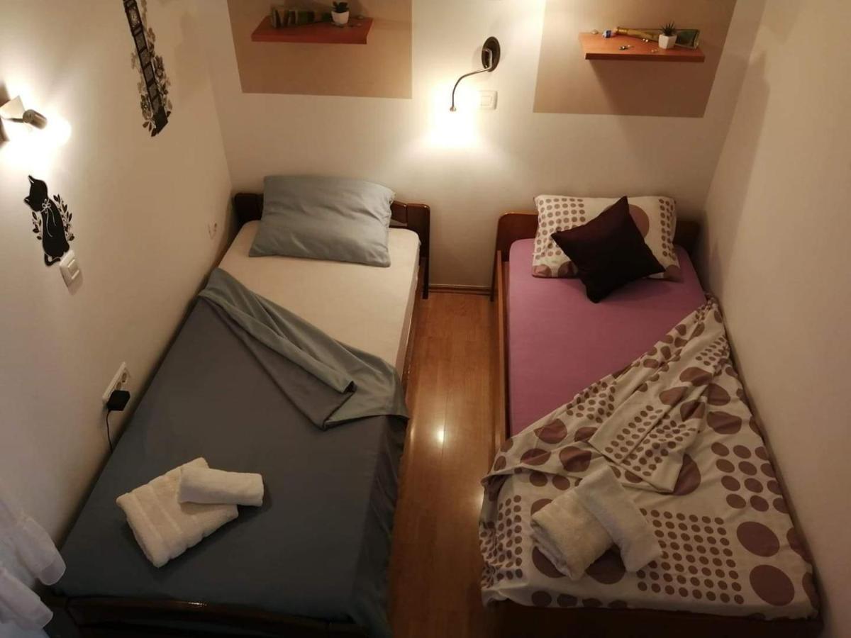 T&D Apartmani Pula Exteriér fotografie