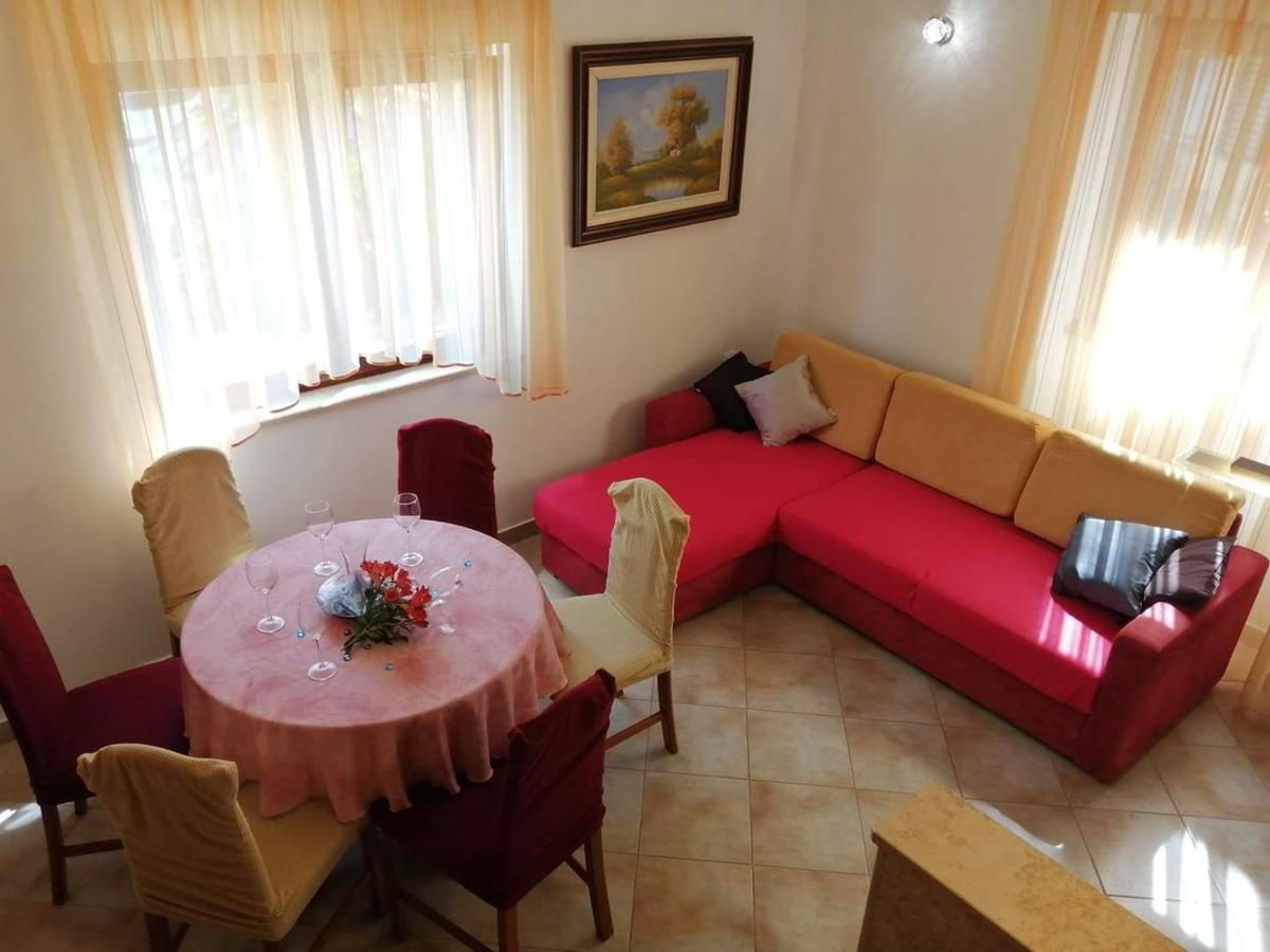 T&D Apartmani Pula Exteriér fotografie