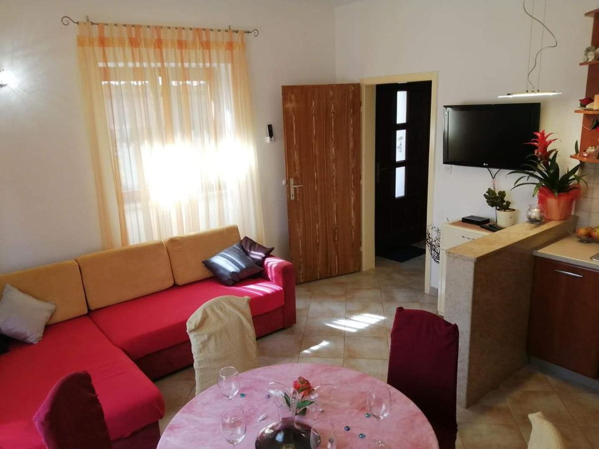 T&D Apartmani Pula Exteriér fotografie