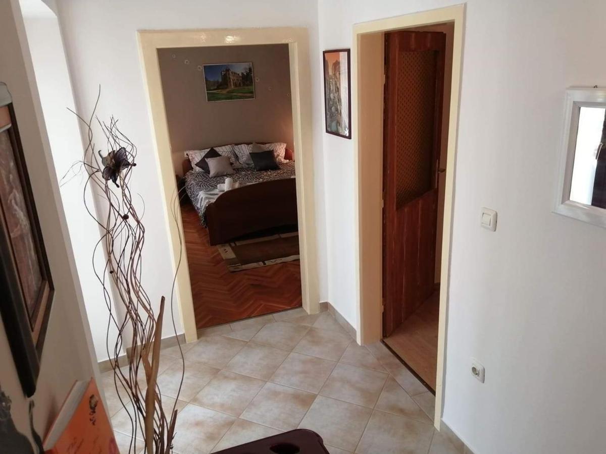 T&D Apartmani Pula Exteriér fotografie
