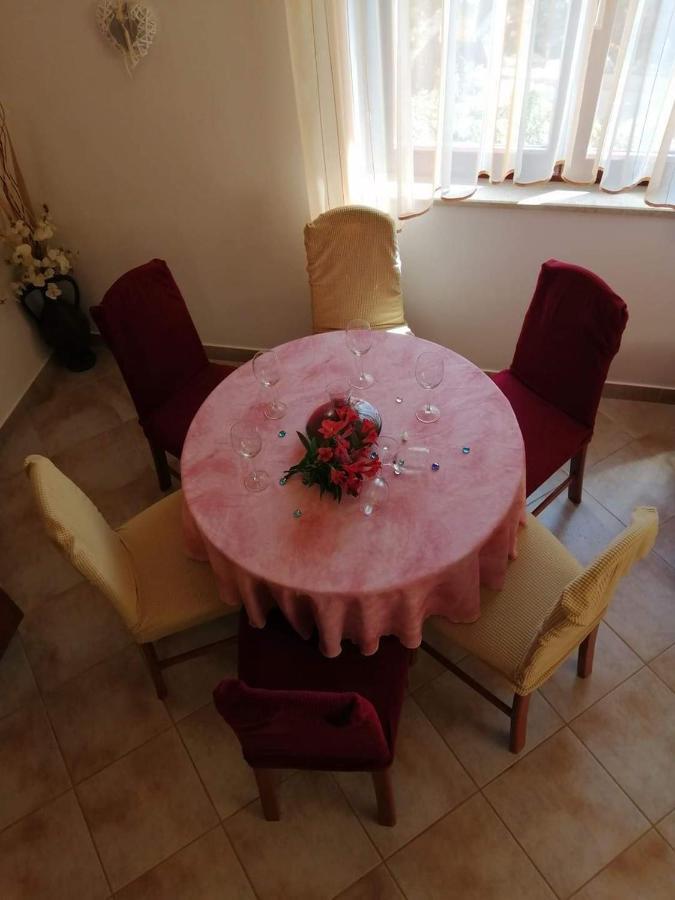 T&D Apartmani Pula Exteriér fotografie